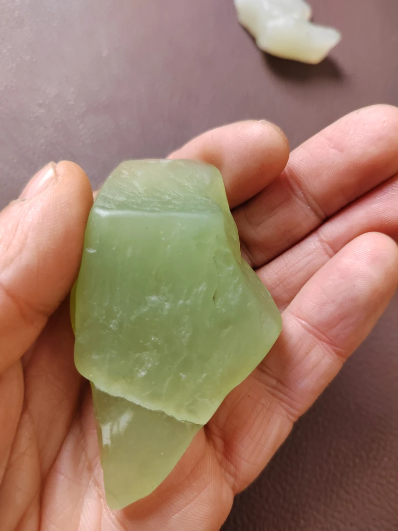 纯天然玉石手把件