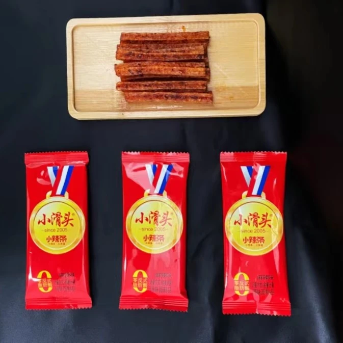 【热卖】小滑头耐嚼网红款大小学生热爱宿舍休闲香辣食品123
