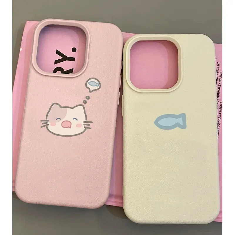 小猫想小鱼荔枝纹适用苹果15手机壳iphone13/14promax磨砂12硅胶