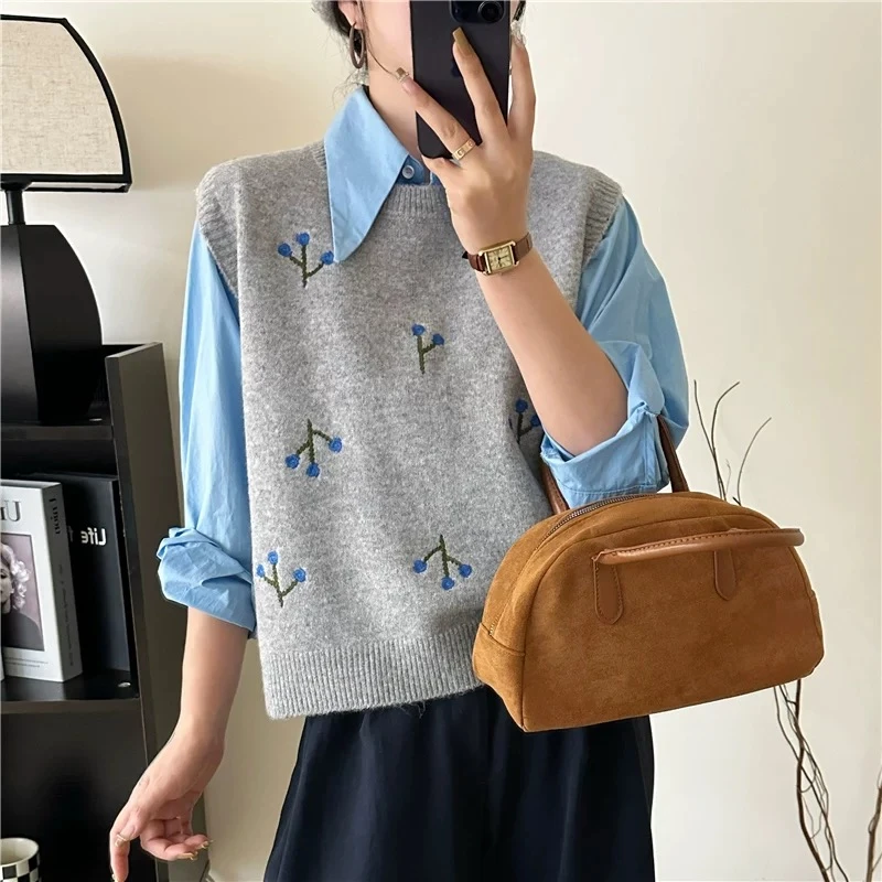 小蓝花森系复古刺绣提花马夹宽松毛衣秋冬季新款背心马甲女上衣潮