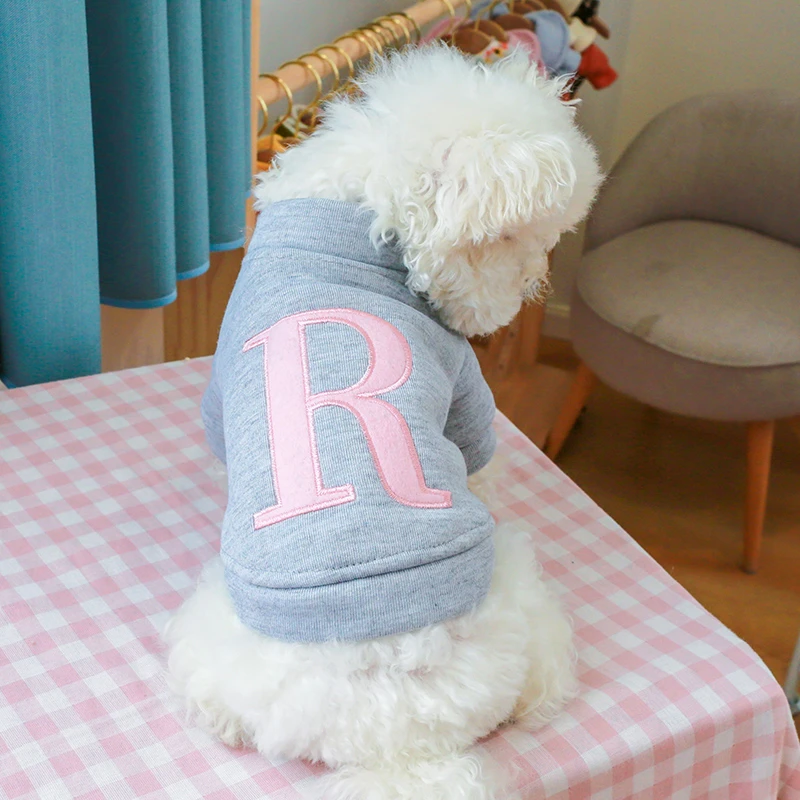 狗狗衣服春秋泰迪比熊博美小型犬宠物休闲字母R卫衣带扣