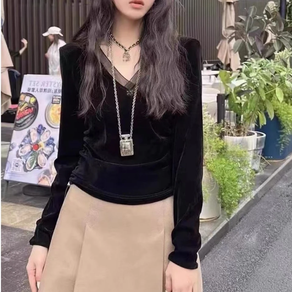 女士秋装时尚拼纱V领两侧抽绳修身长袖植绒小衫垫肩丝绒T恤6133