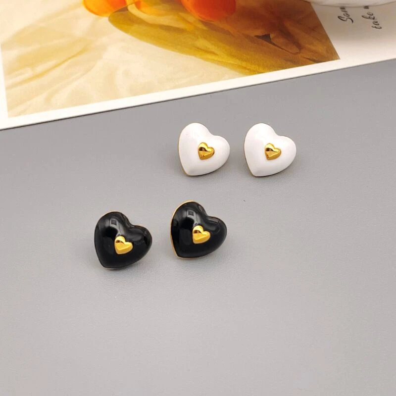 铜合金耳饰 简约爱心耳钉日常通勤气质小众高级感轻奢耳环[A-296]