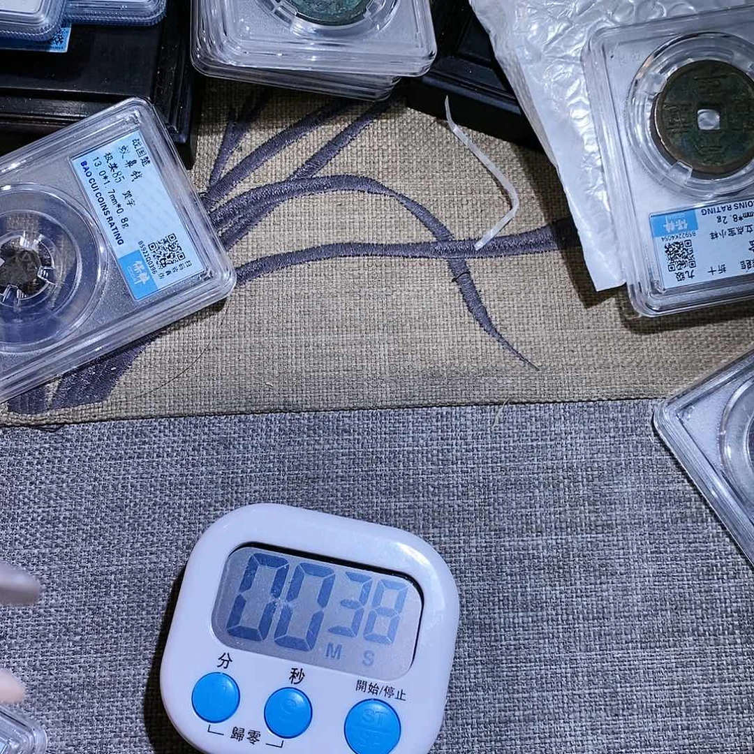 【闪购商品】铜陕****司不下播敏/鸟虫5/52