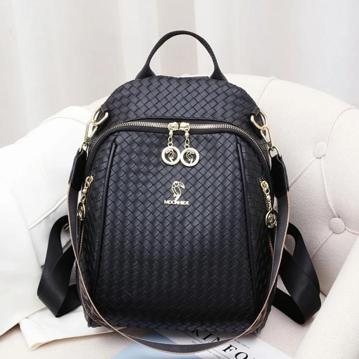 【现货现发】（底长26cm高34cm厚16cm）时尚百搭大容量双肩包096黑