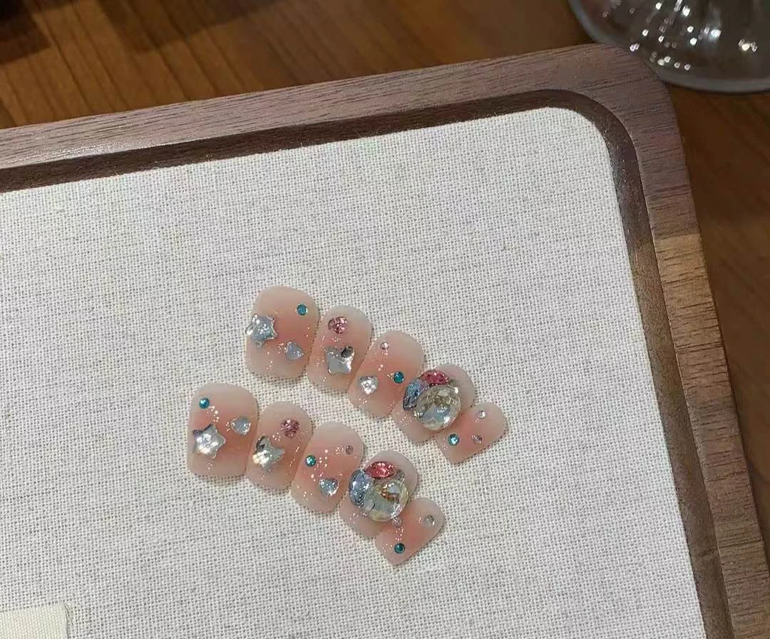 「糖心风暴」手工穿戴美甲成品假指甲贴片百搭光疗甲穿戴甲粉色气质