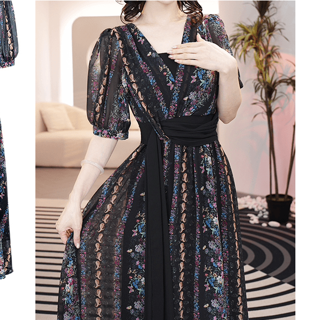 唐熹 2024年夏季新款【5006】复古法式气质赫本风黑色V领连衣裙女