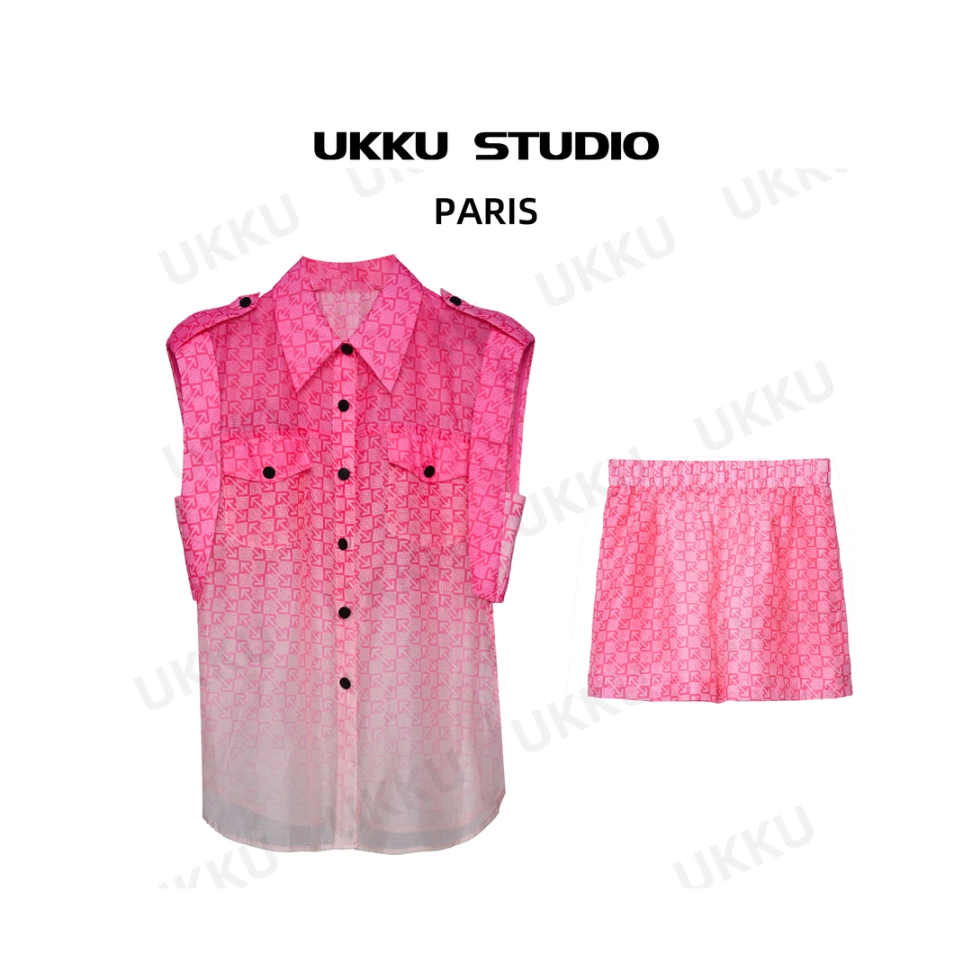 小七【UKKUSTUDIO】夏季时尚透气运动休闲短款短袖潮牌女套装812034