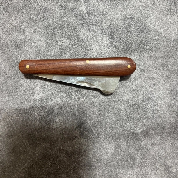 四号链接 园艺多功能折叠工具