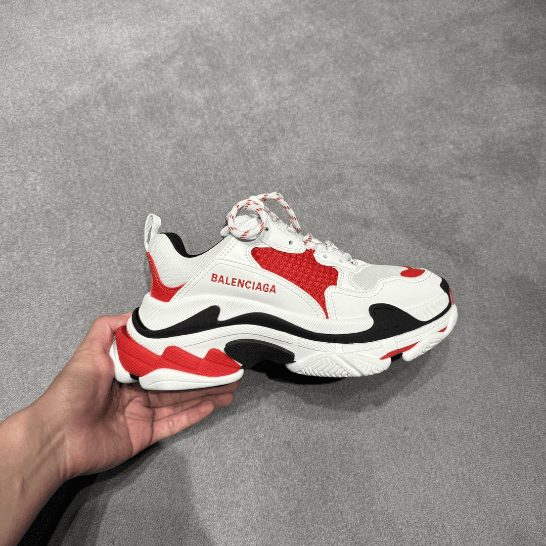 全新未使用 Balenciaga/巴黎世家 奥莱 红白黑拼色老爹鞋 3-4周到