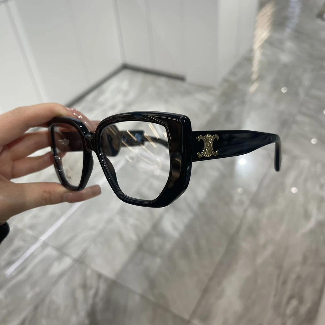 全新未使用 Celine/思琳 凯旋门方框平光镜 3-4周到