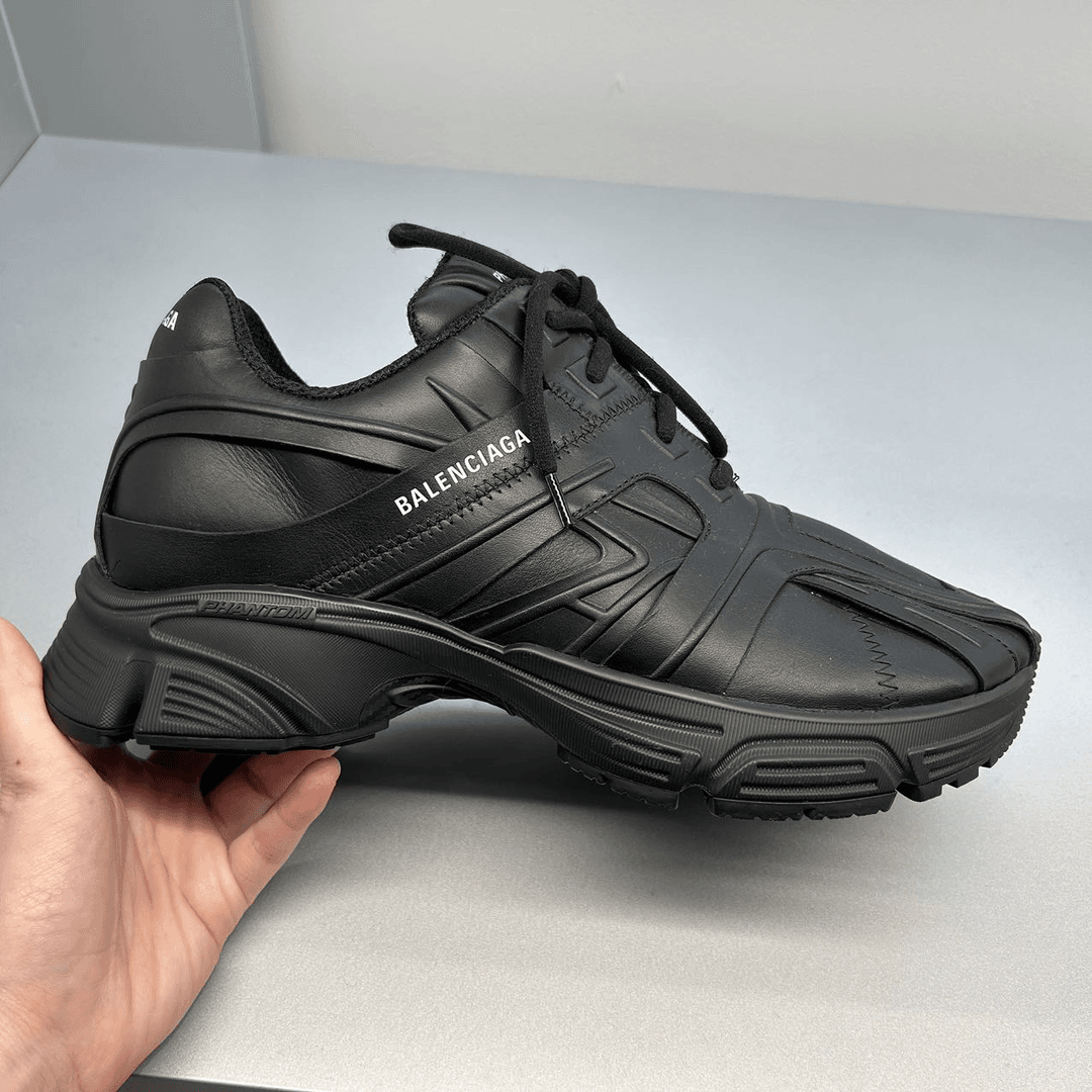 全新未使用 Balenciaga/巴黎世家 奥莱 幻影运动鞋 3-4周到
