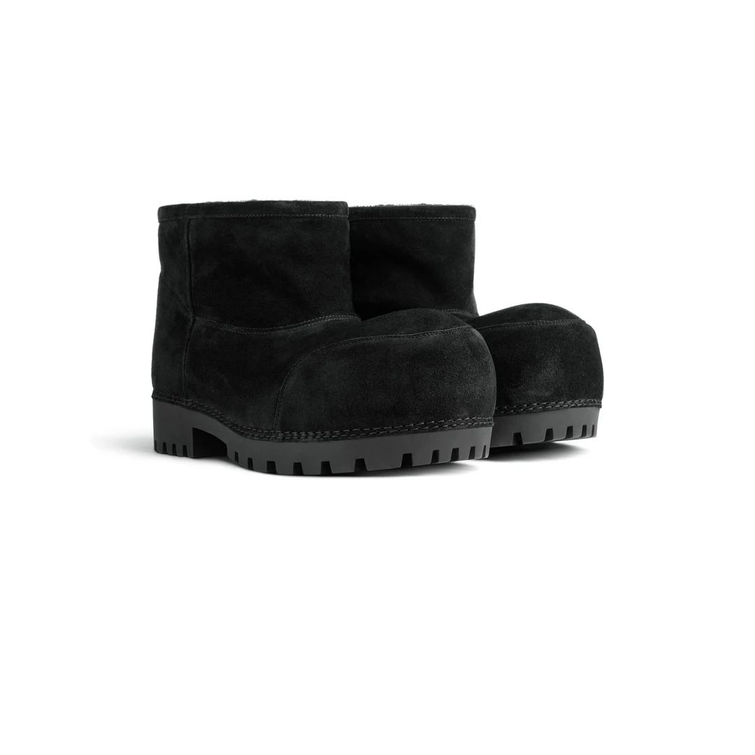 全新未使用 Balenciaga/巴黎世家 专柜 毛绒短款雪地靴 3-4周到