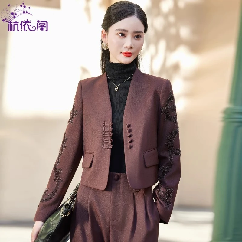 新中式国风外套女春秋2025新款高级感小个子短款刺绣盘扣西装上衣