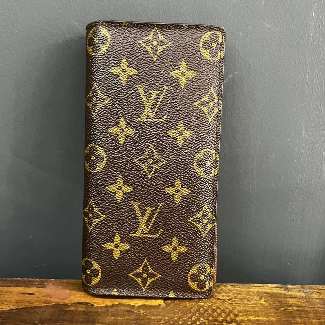 99新 LouisVuitton/路易威登 98新老花对折钱包手包