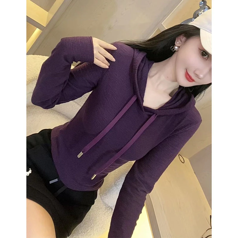 高含棉时尚连帽长袖T恤女2025年秋季新款设计感修身显瘦打底上衣