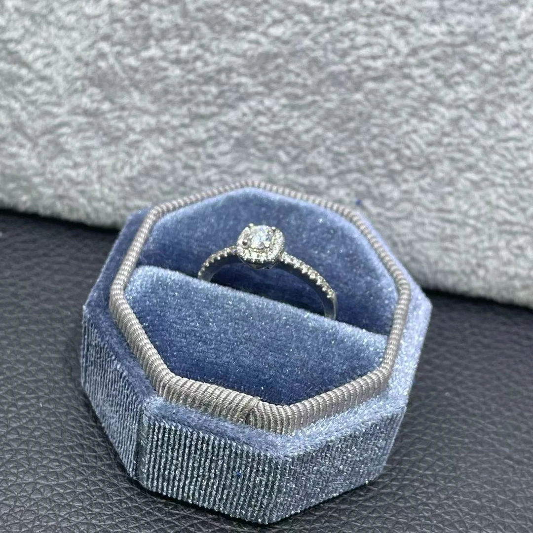 带包装戒指 微镶方包30分戒指-B