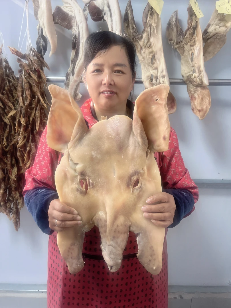 安徽农家咸猪脸  阳光晾晒