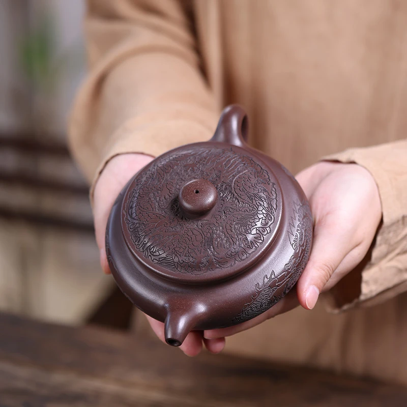 叶凡宜兴紫砂壶扁腹紫泥茶壶大容量陈叶制壶刻绘龙壶手工家用高档