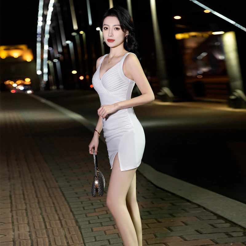夜 店女装连衣裙夏紧身低胸显瘦性感吊带包臀V领桑拿技师夜场短裙
