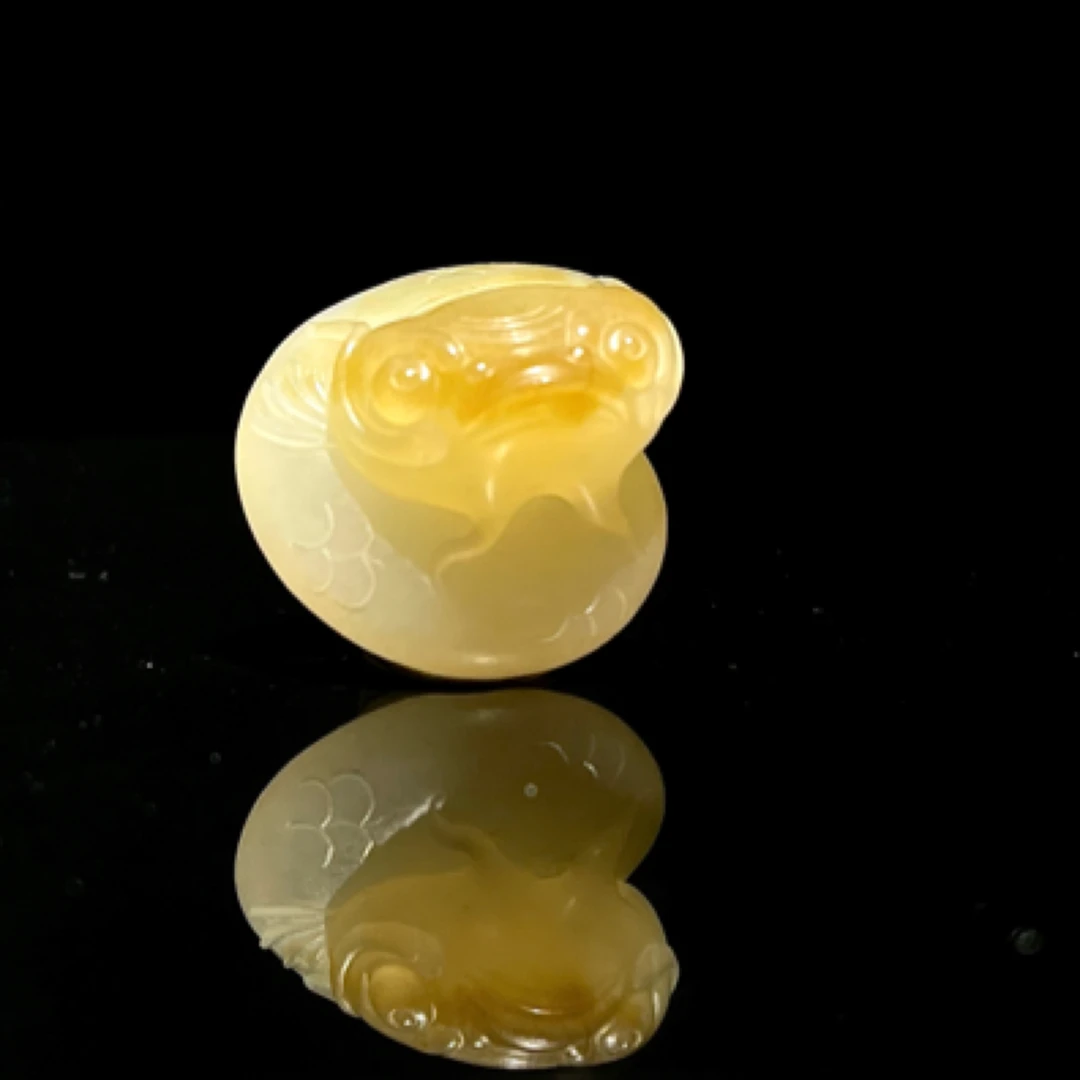 九筒和田玉 「鲶鱼·年年有鱼」新疆和田玉且末糖白挂件吊坠 12.7g