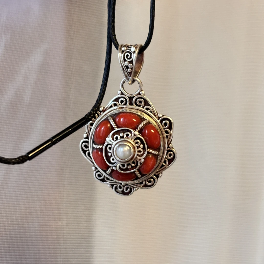 吊坠925银亚克力 通体298银 尼泊尔手工 复古