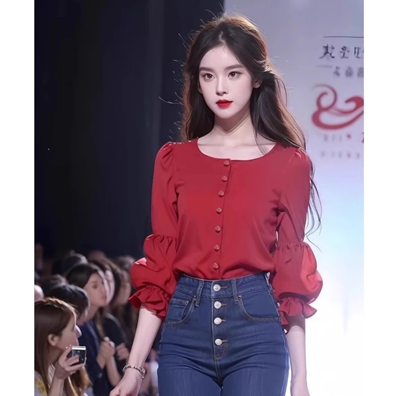 春夏别致红色上衣女款2024年新款爆款泡泡袖雪纺衬衫独特漂亮小衫