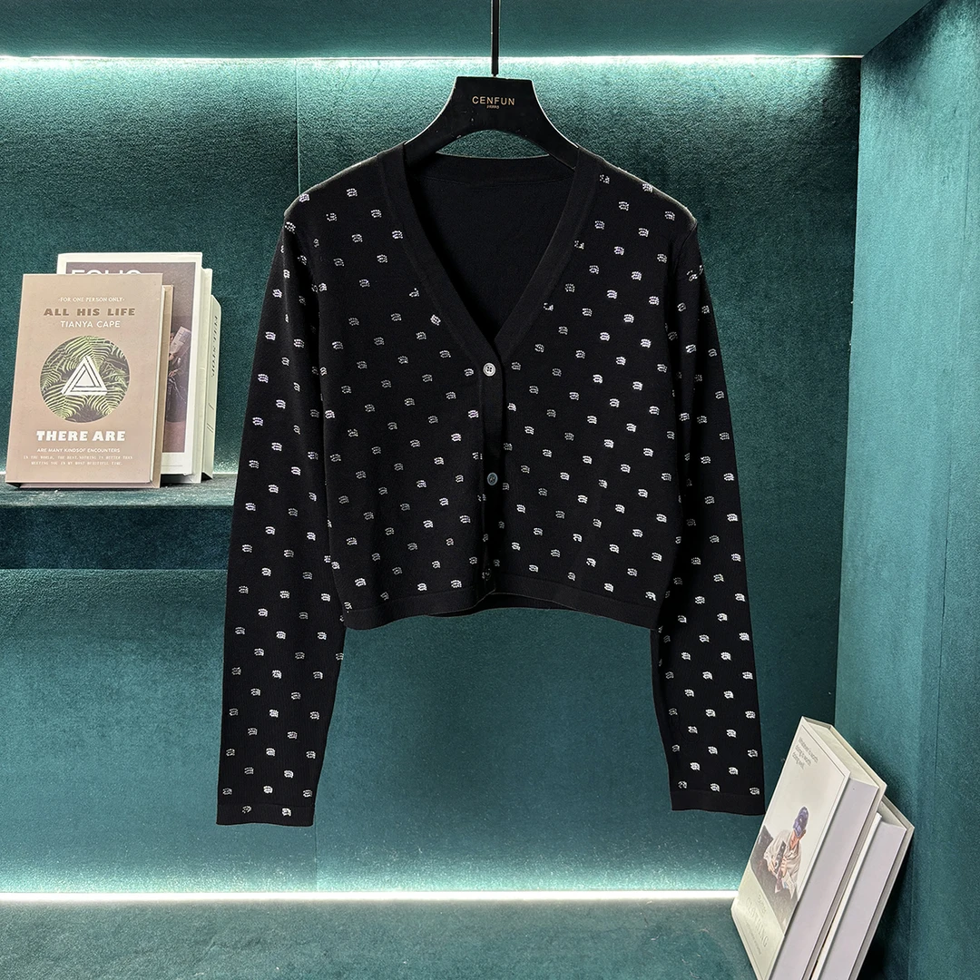 【CENFUN】重磅奢华烫钻字母a针织开衫上衣A231107