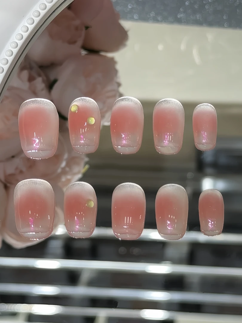 穿戴甲｜简约腮红小短甲