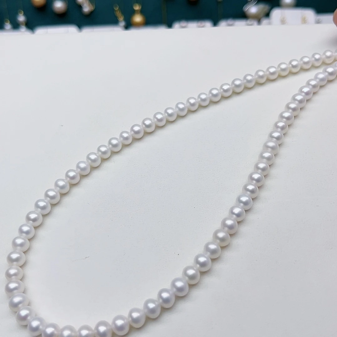 淡水珍珠颈饰未镶嵌