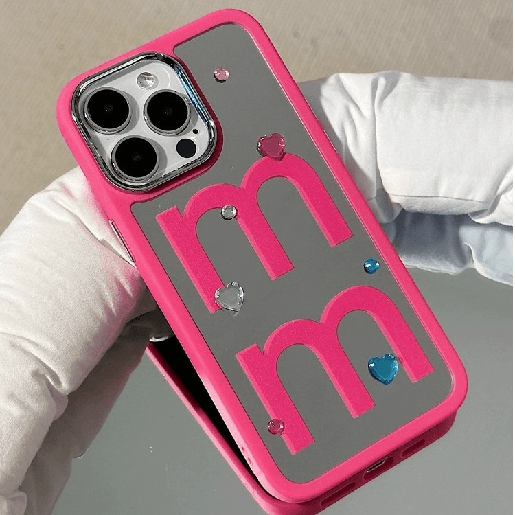 镜面粉色MM字母适用苹果15promax新款iPhone14镜面12防摔11手机壳