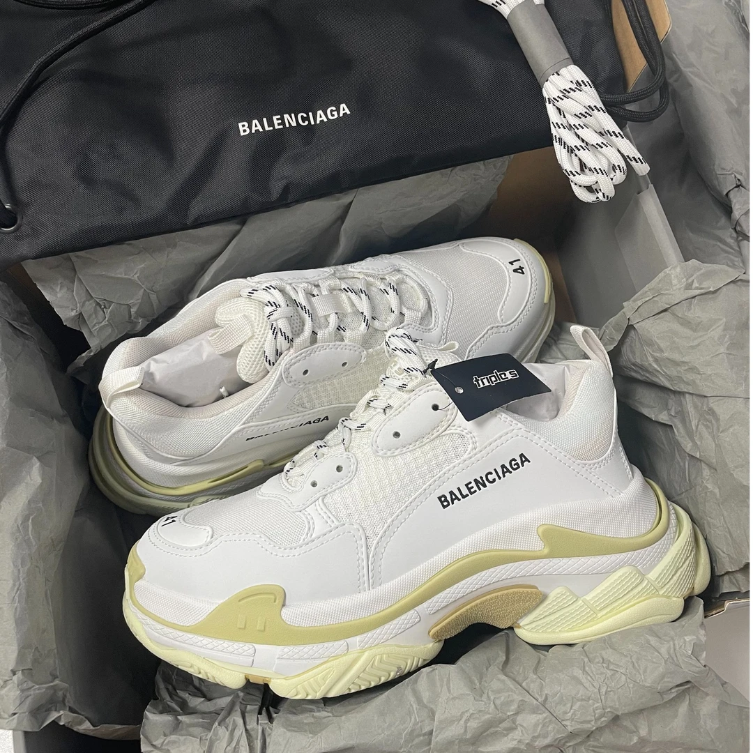 全新未使用 Balenciaga/巴黎世家 Triples 白棕色 经典百搭老爹鞋