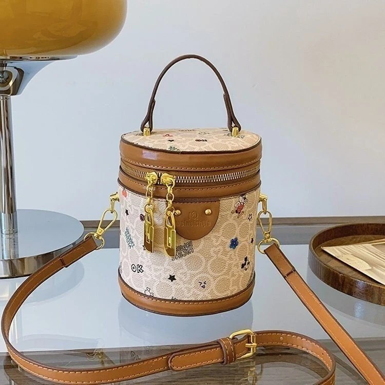 【粉丝福利】新款水桶包大气时尚百搭单肩斜挎包6848