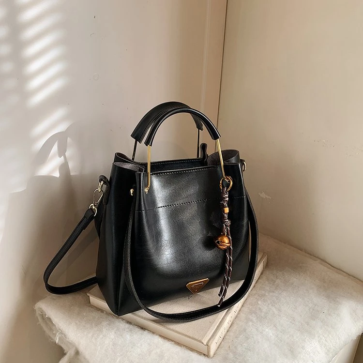 【上宽22下宽26高24厚13】【增挂件】新款时尚百搭单肩斜挎包638