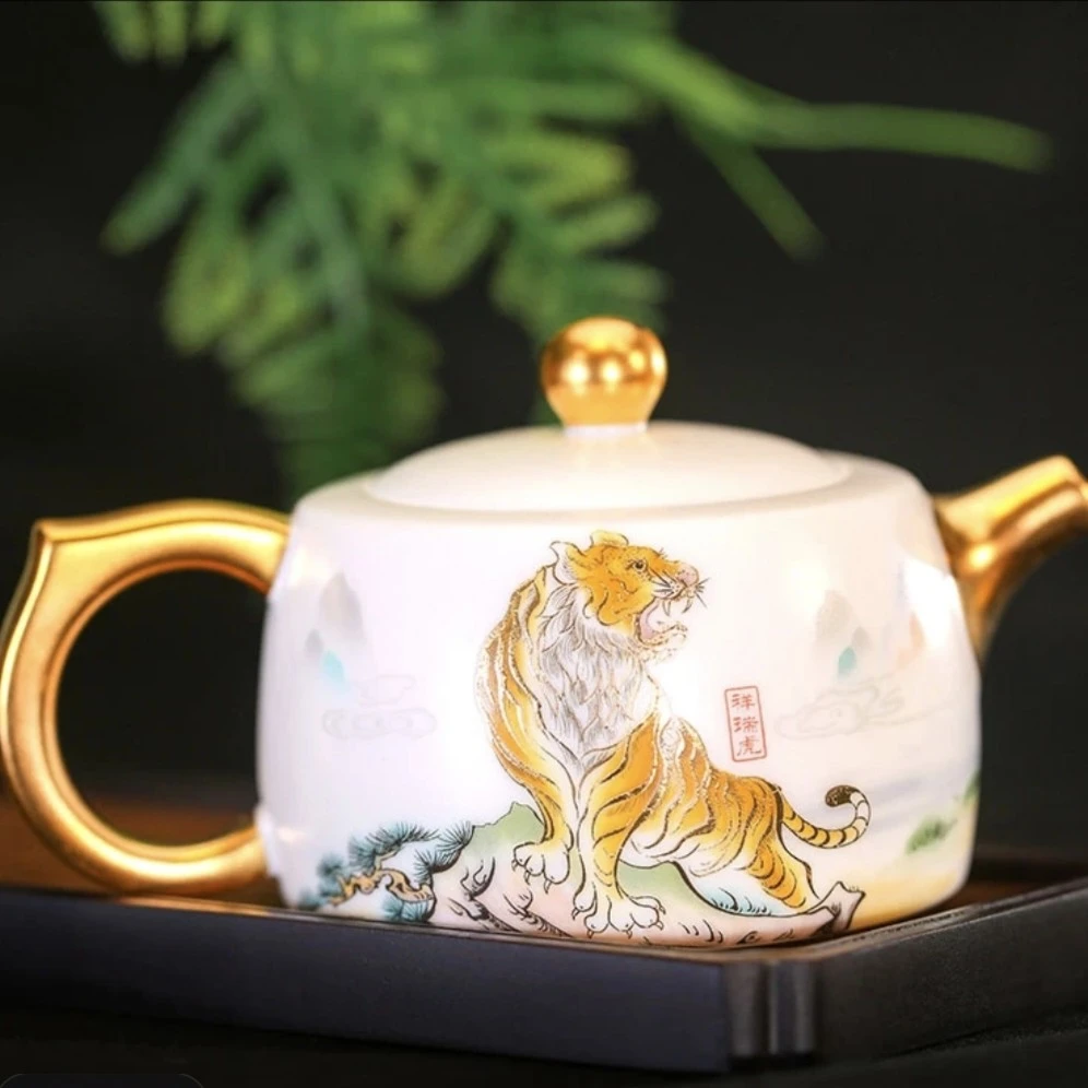 德化白瓷羊脂玉霸气老虎壶描金泡茶壶