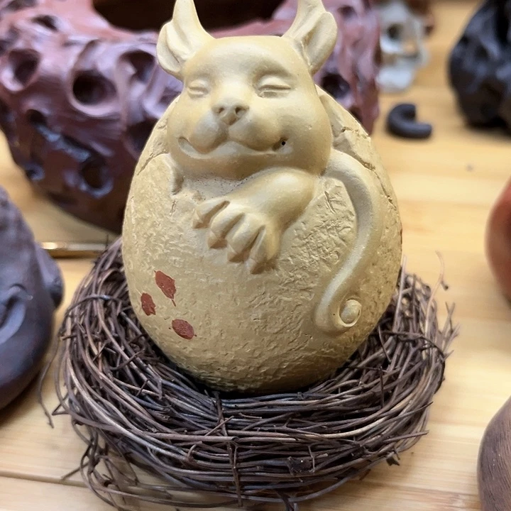 紫砂茶宠紫砂龙蛋茶宠摆件