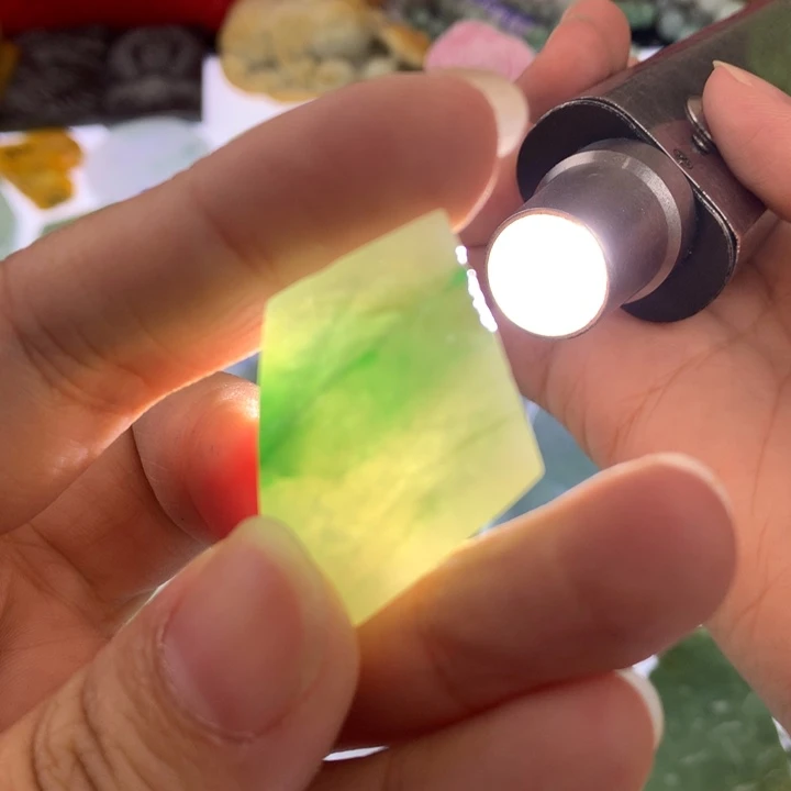 定制翡翠未镶嵌翡翠
