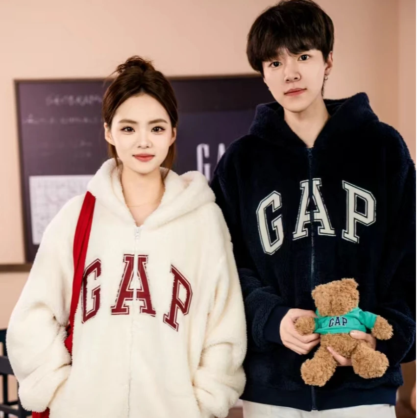 【反季清仓】Gap男女装秋冬远红外发热logo抱抱绒卫衣外套676395