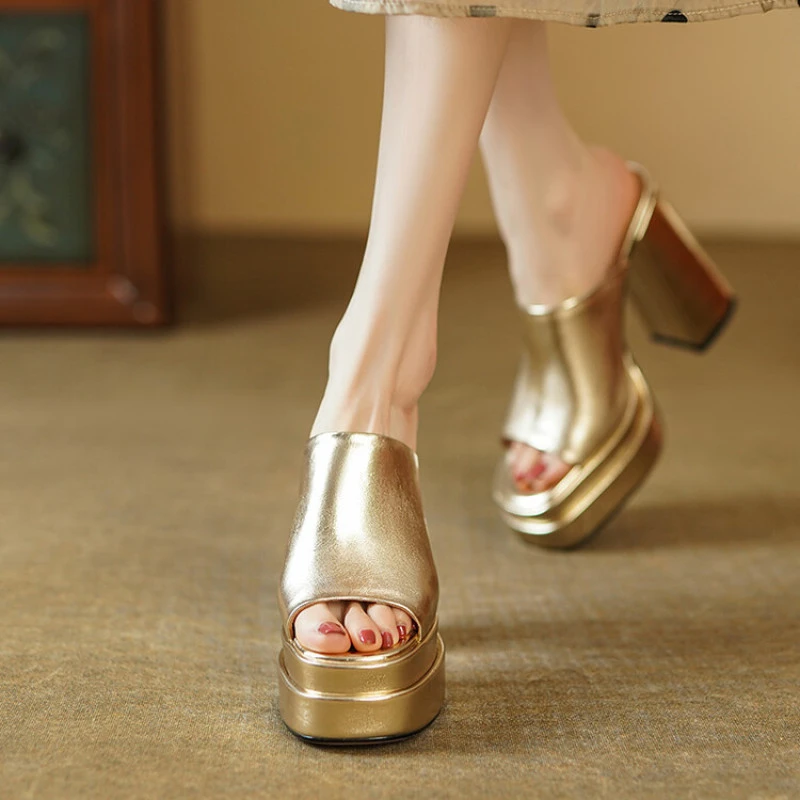 欧美外贸拖鞋网红时尚夏季防水台外穿厚底超高跟真皮凉拖鞋女 NPK