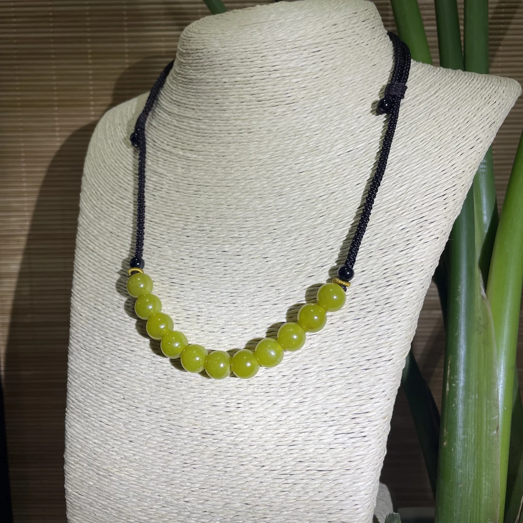 纯天然岫玉牛油果珠链吊坠【开播福利】