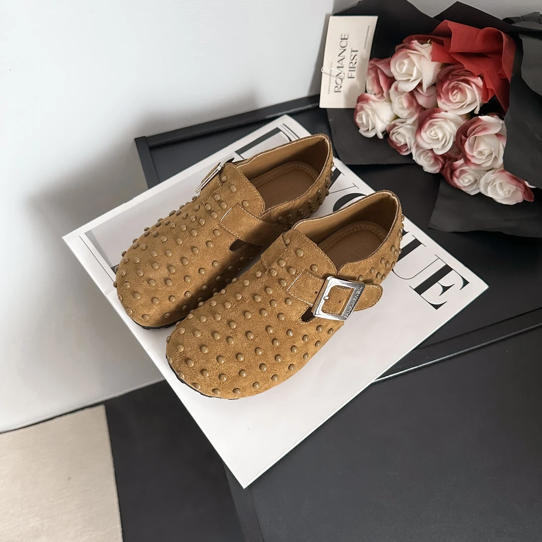 「重新定义慵懒风」2024秋冬新款加绒厚底铆钉勃肯鞋女平跟圆头女鞋