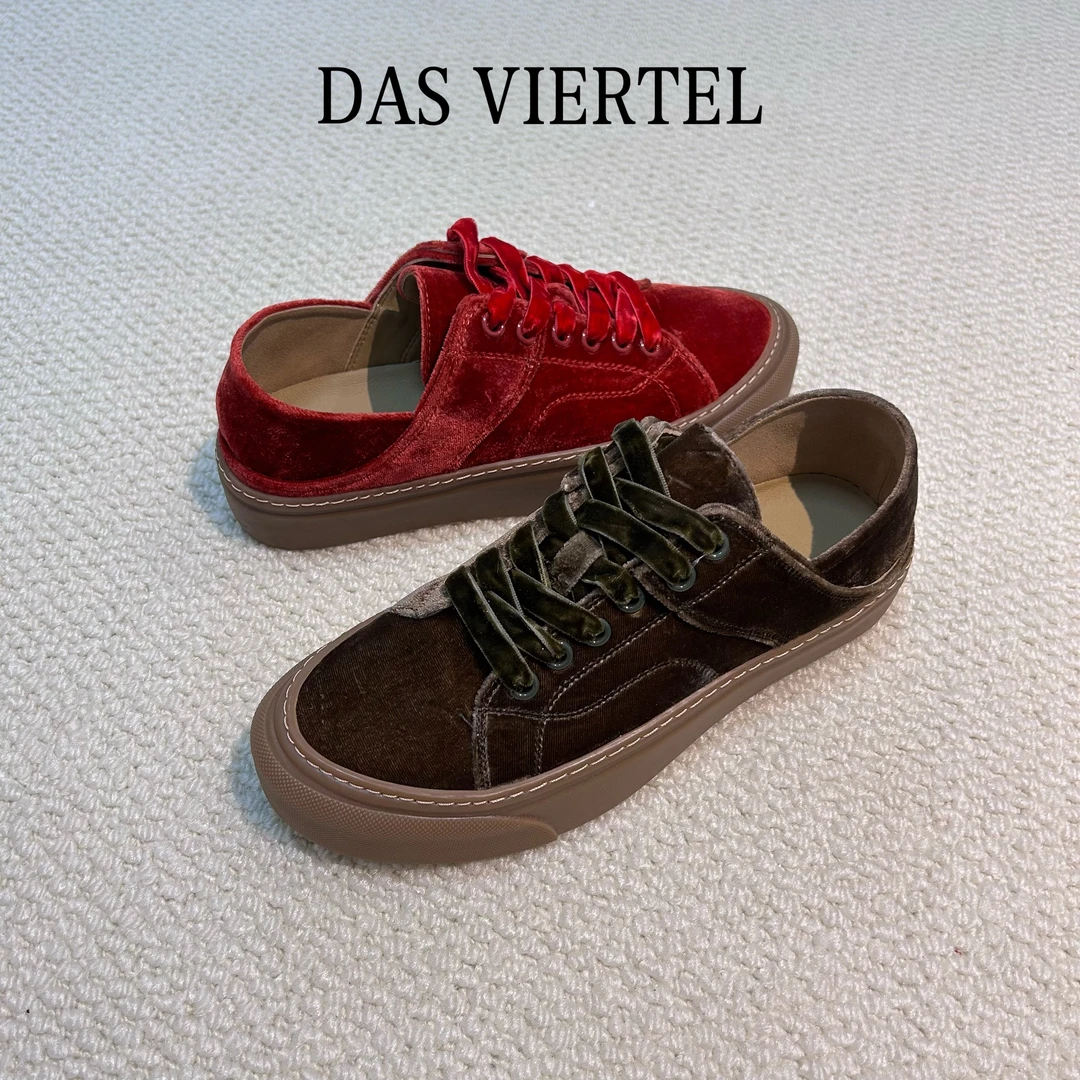 德训女鞋金丝绒时尚复古女板鞋羊皮内里