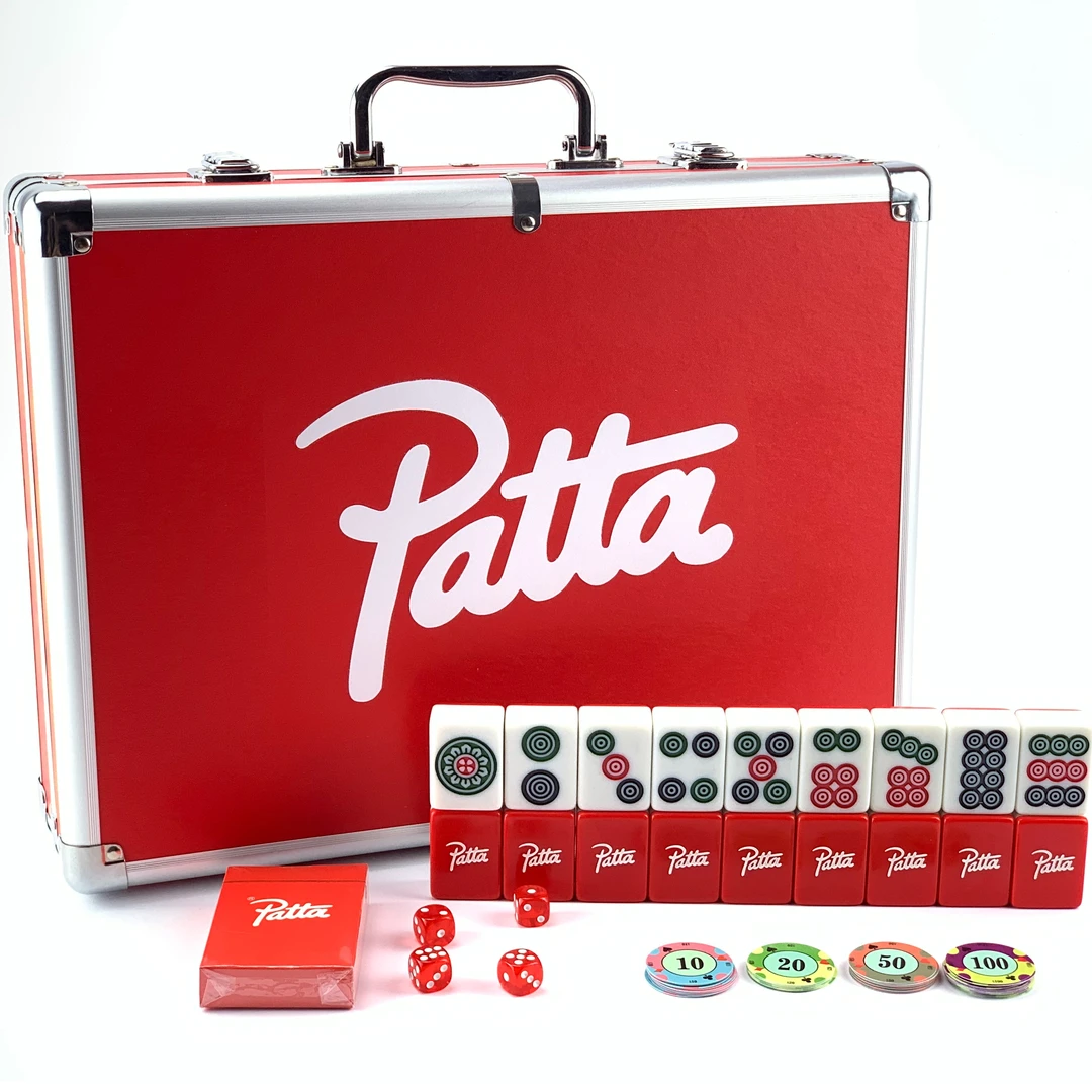 潮牌patta可爱麻将高档大红色卡通麻将牌家用手搓中大号个性定制