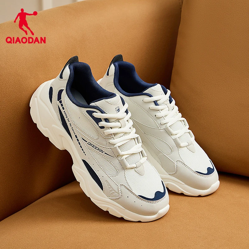 中国乔丹休闲鞋男女款2025秋冬网面透气情侣潮流百搭鞋运动鞋男