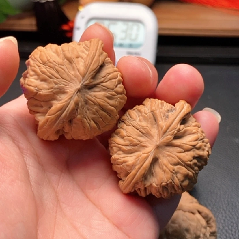 【闪购商品】桃核吊坠枕***汤骨