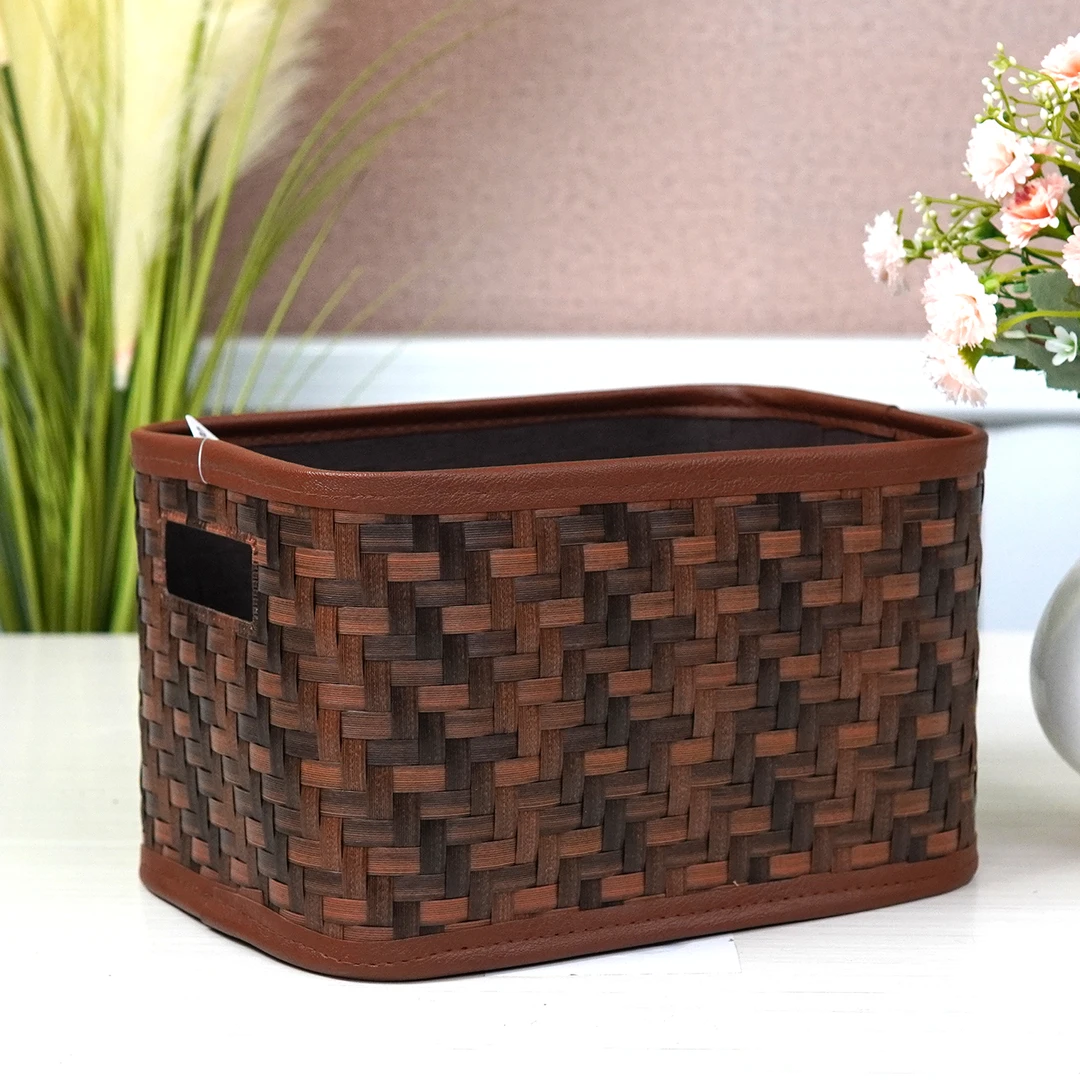 轻奢简约收纳筐(外文原版)手工仿草编织筐家用扣手实用居家好物