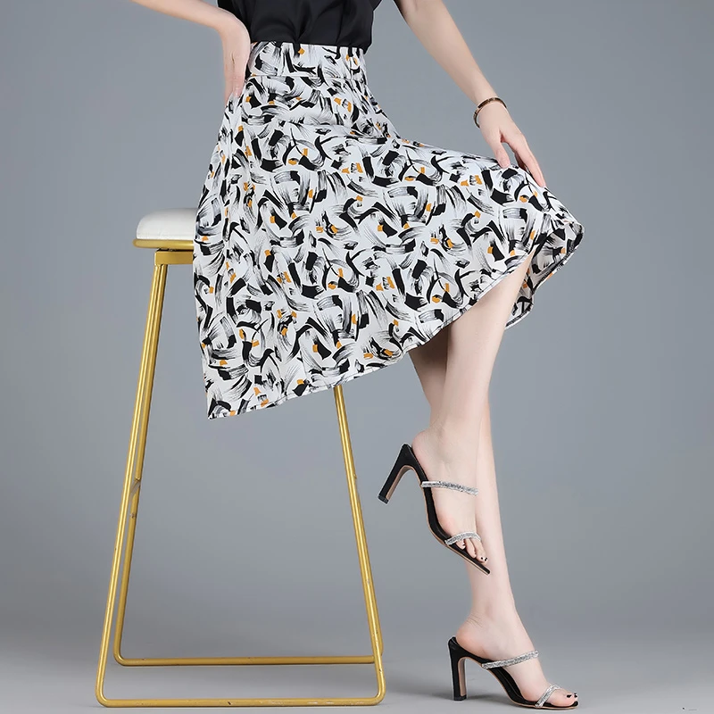 印花薄款半身裙小个子裙子a字裙高腰2024夏季新款伞裙遮肚子短裙