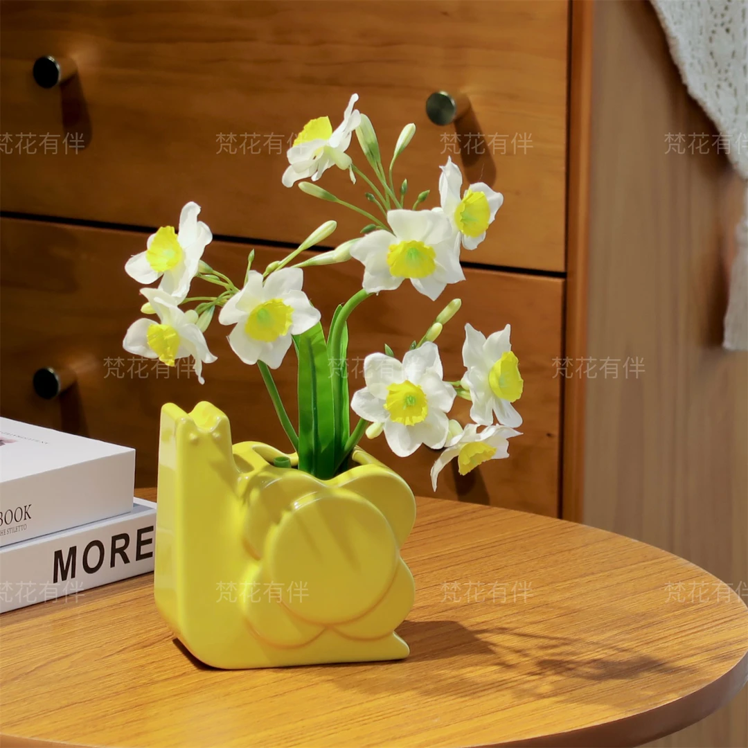 水仙花仿真花摆设ins风花束小蜗牛客厅餐桌家居装饰陶瓷摆件