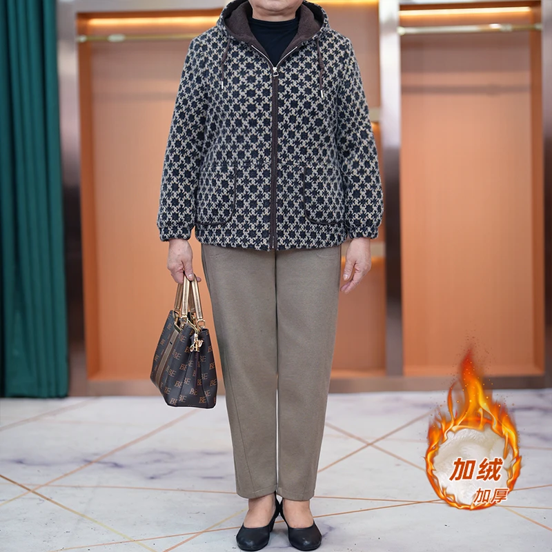 大码妈妈装加绒加厚连帽棉服2024冬新款中老年洋气绒感外套宽松