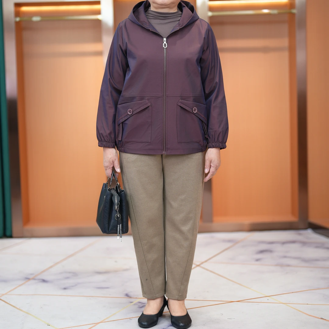大码妈妈装休闲连帽风衣2025春秋季新款中老年女士洋气宽松外套